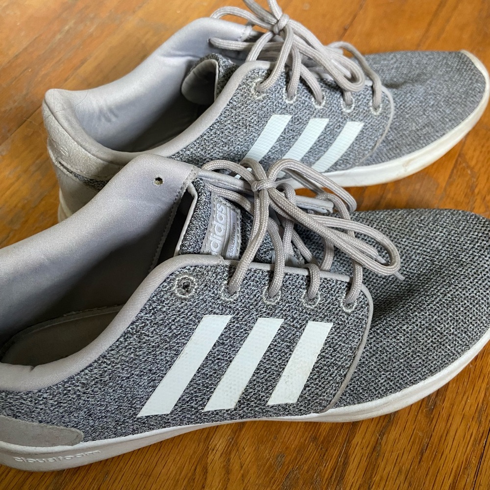 Adidas Cloudfoam sneakers